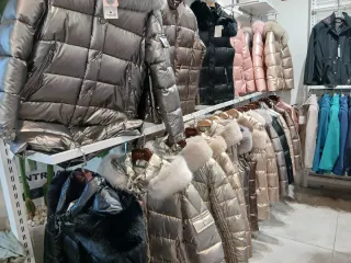 ELYON 624061417 Todo tipo de ropa y complementos.