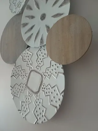 Mural decoración pared madera y metal