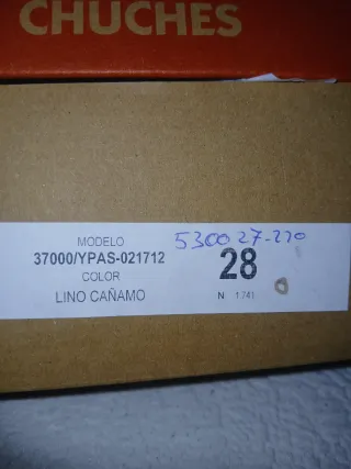 Vestido de fiesta beige y blanco