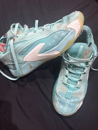 Zapatillas Jordan Teal y Dorado