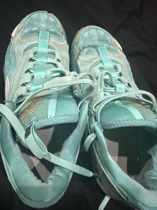 Zapatillas Jordan Teal y Dorado