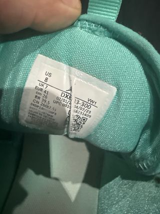 Zapatillas Jordan Teal y Dorado