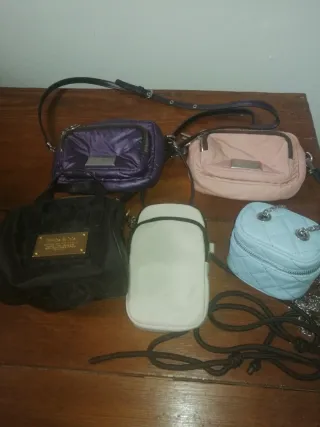3 bolsos Bimba y Lola y otros