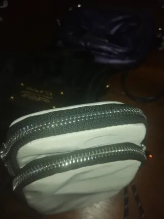 3 bolsos Bimba y Lola y otros