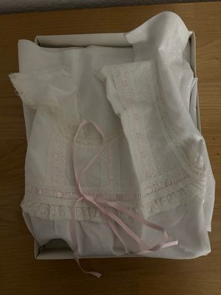 Camisón de comunión blanco y rosa