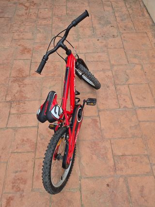 Bici Connor Rocket 16' Roja