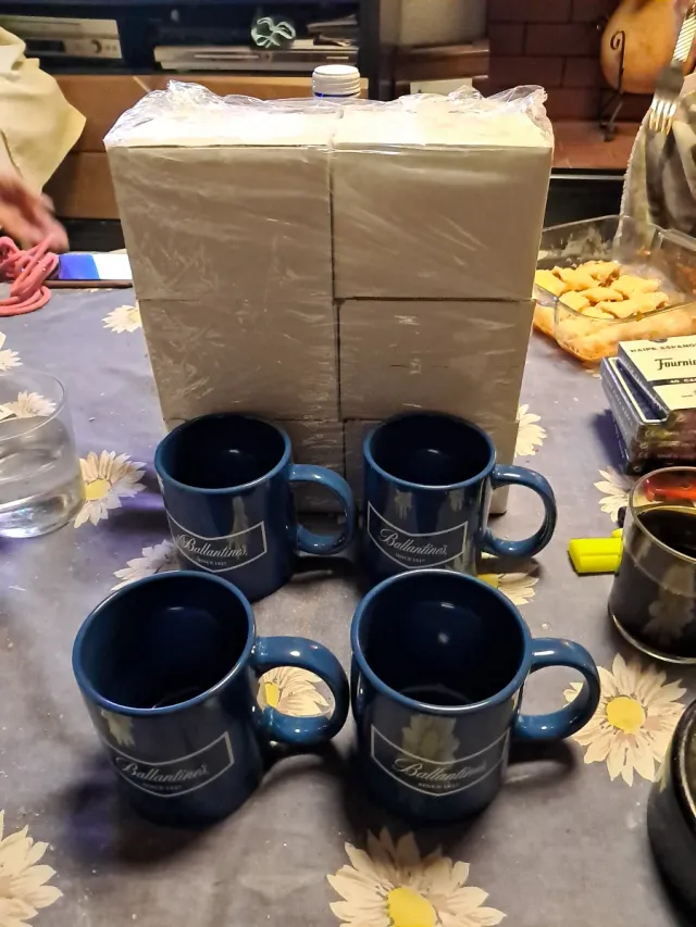 10 Tazze Ballantine's Blu in Ceramica