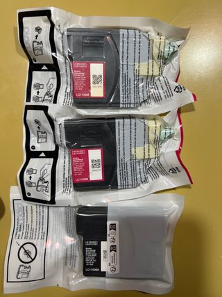 Cartuchos Tinta Brother LC1100 Magenta y Negro