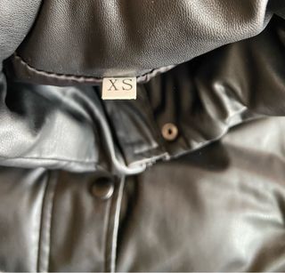 Chaleco acolchado negro