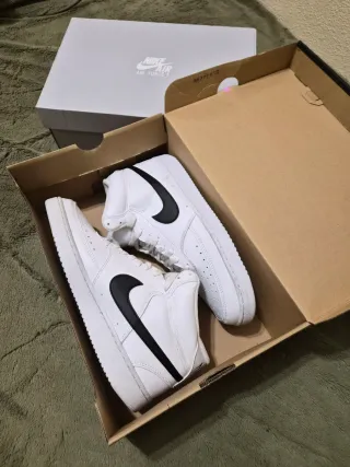 Nike Court Vision Mid Blancas Talla 42