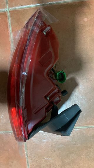 Faro Trasero Audi A4 B8