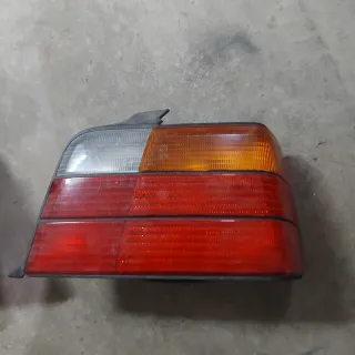 Pilotos traseros BMW E36