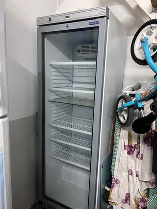 Nevera expositora cristal
