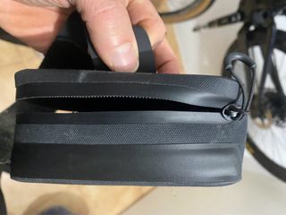 Bolsa herramientas bajo sillín bici