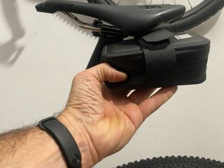 Bolsa herramientas bajo sillín bici