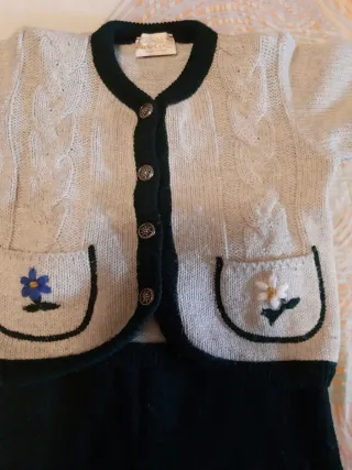 Completo tirolese bimbo cardigan e pantaloni
