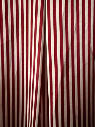 Camisa de rayas rojas y blancas Stradivarius