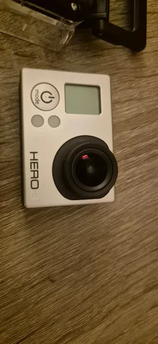 Cámara GoPro Hero 3 + 2 baterías