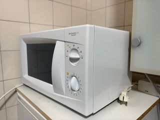 Microondas Daewoo KOG-2Q17