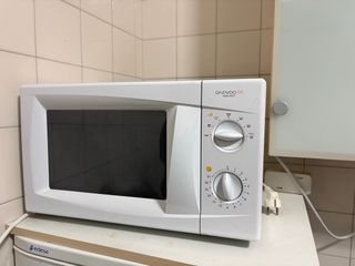 Microondas Daewoo KOG-2Q17