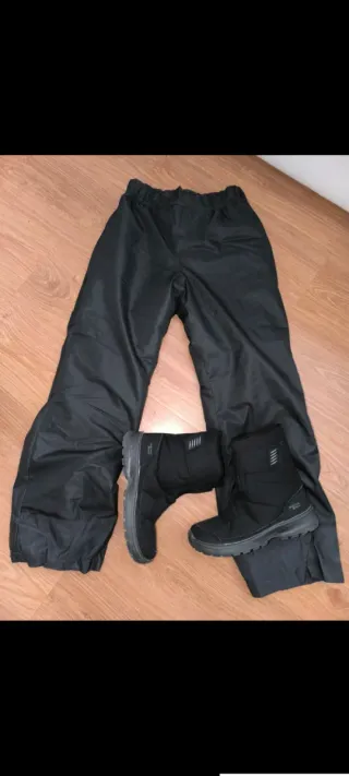 Pantalón y botas de nieve negros   N.38