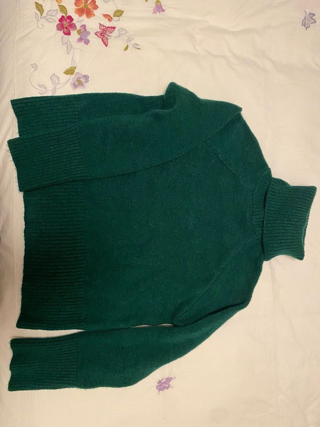 Jersey Zara verde cuello alto