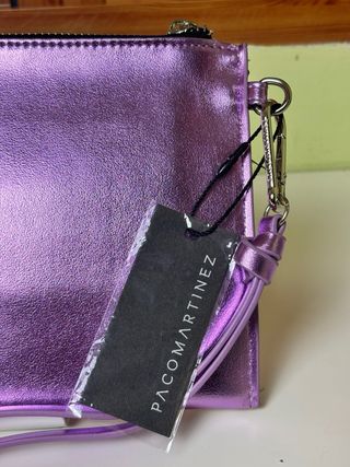 Bolso metálico morado Pacomartínez clutch premium