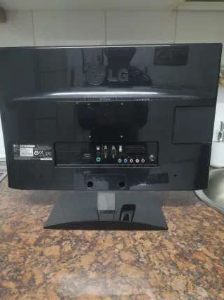 Monitor LG 22 TV Full HD Nero