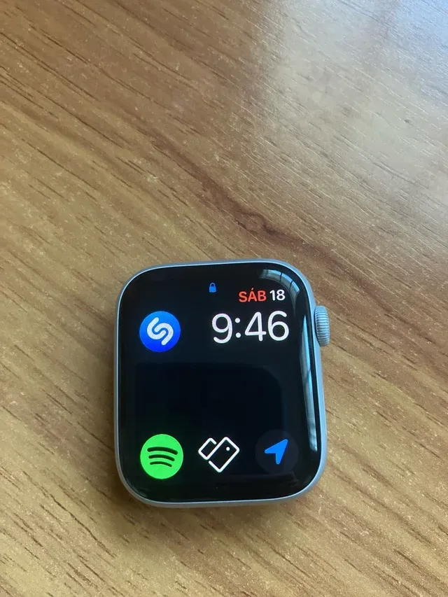 Apple Watch SE 1ª Gen Negro/Rojo 44mm