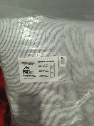 Edredónes nuevos! Sin estrenar.