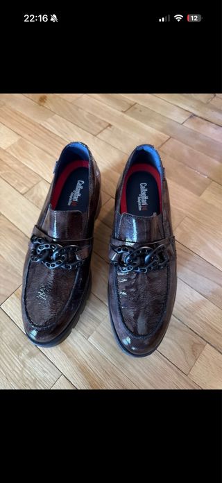 Zapatos Callaghan Marrón con Cadena