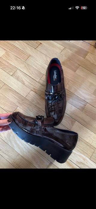 Zapatos Callaghan Marrón con Cadena