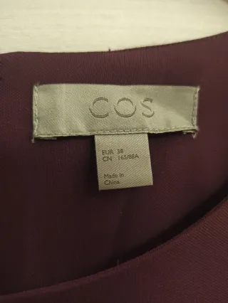 COS vestito plissettato vinaccia