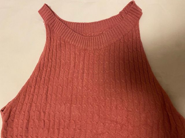 Top de punto rosa coral