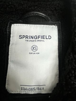 Chaqueta efecto piel negra