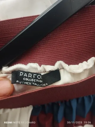 Conjunto Top Blanco y Falda Estampada