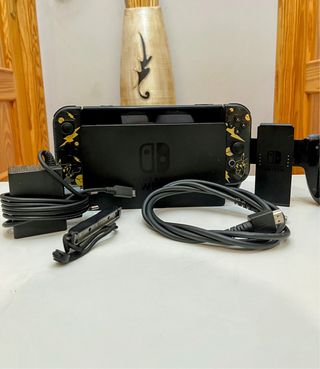 Nintendo Switch Completa pikachu