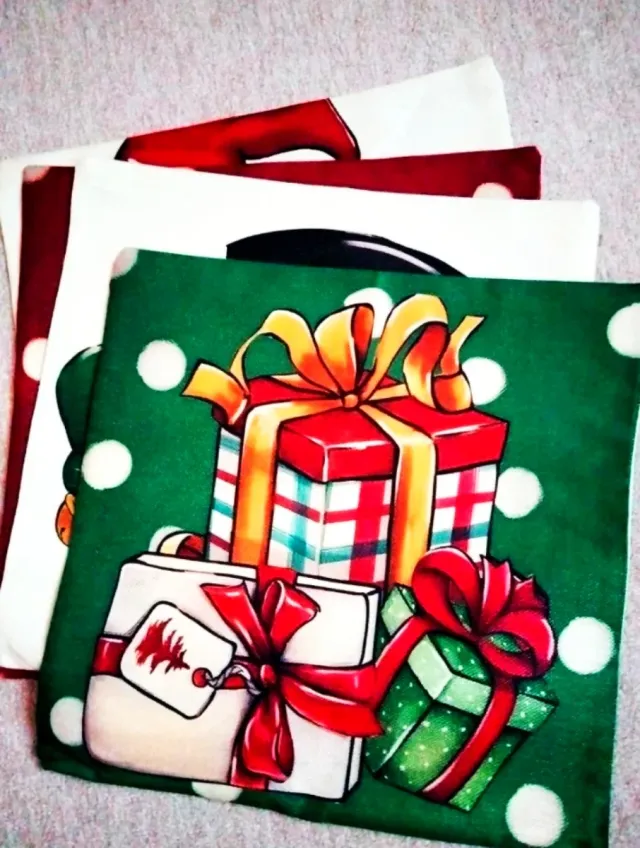 4 capas para almofadas 45x45cm com motivos natalinos