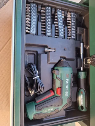 Caja Herramientas Metálica Verde N°3