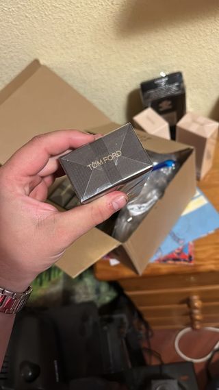 Perfume Tom Ford Caja Gris