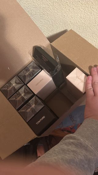 Perfume Tom Ford Caja Gris