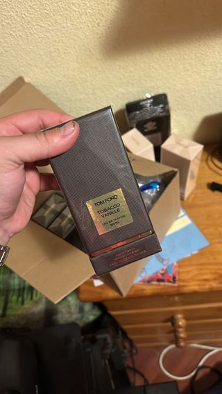 Perfume Tom Ford Caja Gris