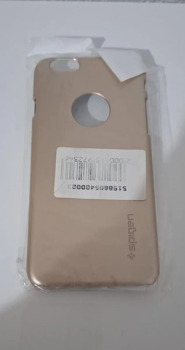 Funda iPhone 6 Spigen Dorada