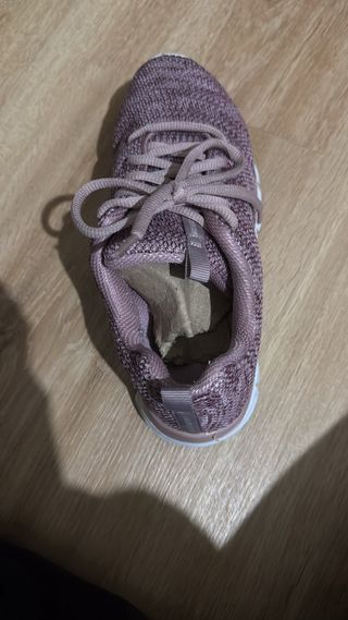 Zapatillas deportivas rosas