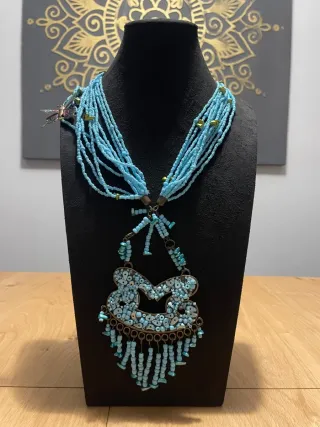 Collar Turquesa con Colgante