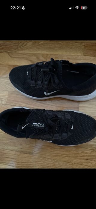 Zapatillas Nike React Negras