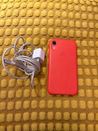 iPhone XR 64GB Arancione + Custodia