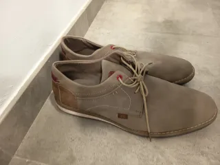 Zapatos casuales beige/gris talla 45