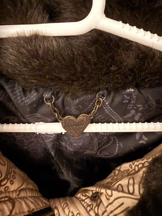 Plumífero Desigual estampado