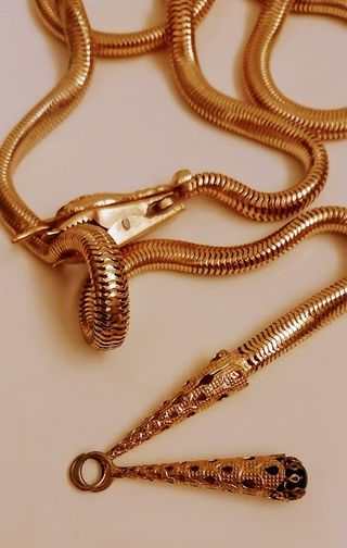 Cintura serpente catena oro nero